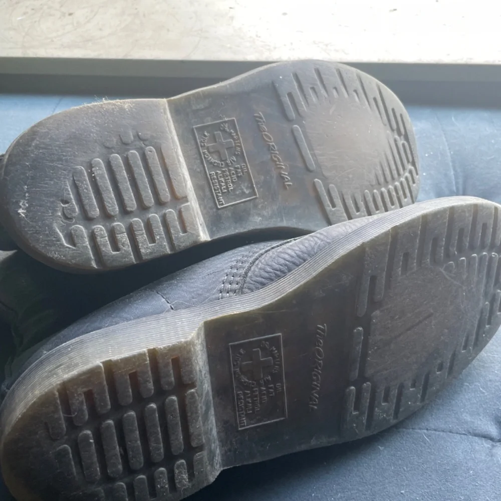 Well worn Dr.Martens - Picture 5 of 6